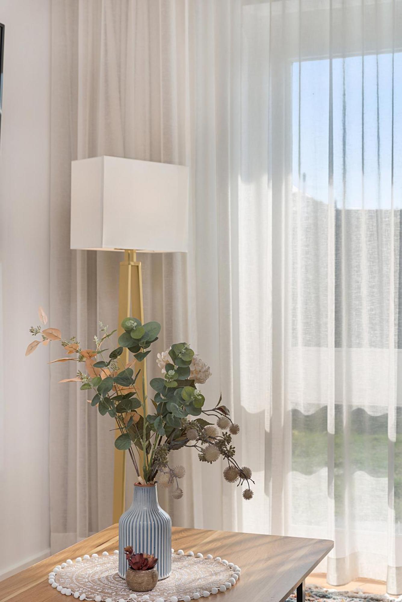 Comfy Studio With Shared Backyard Near Racecourse Carnegie Экстерьер фото